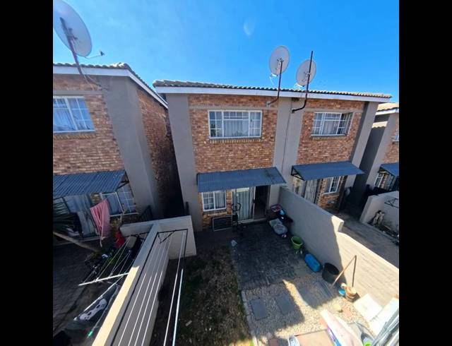 2 BEDROOM APARTMENT FOR SALE IN BIRCHLEIGH